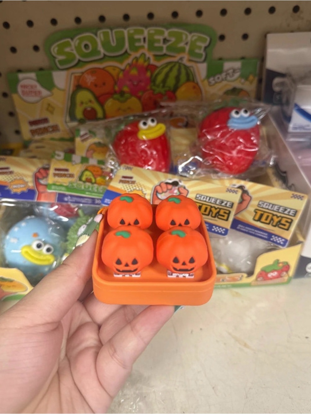 New Halloween pumpkin clicker fidget toy satisfying asmr